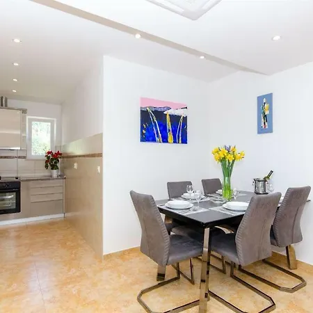 Appartement Kikilly *